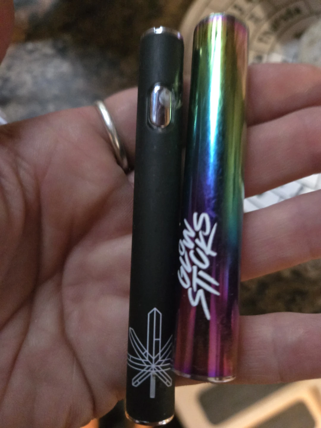 Glow Stix Vaporizer Pen & One Plant vaporizer pen