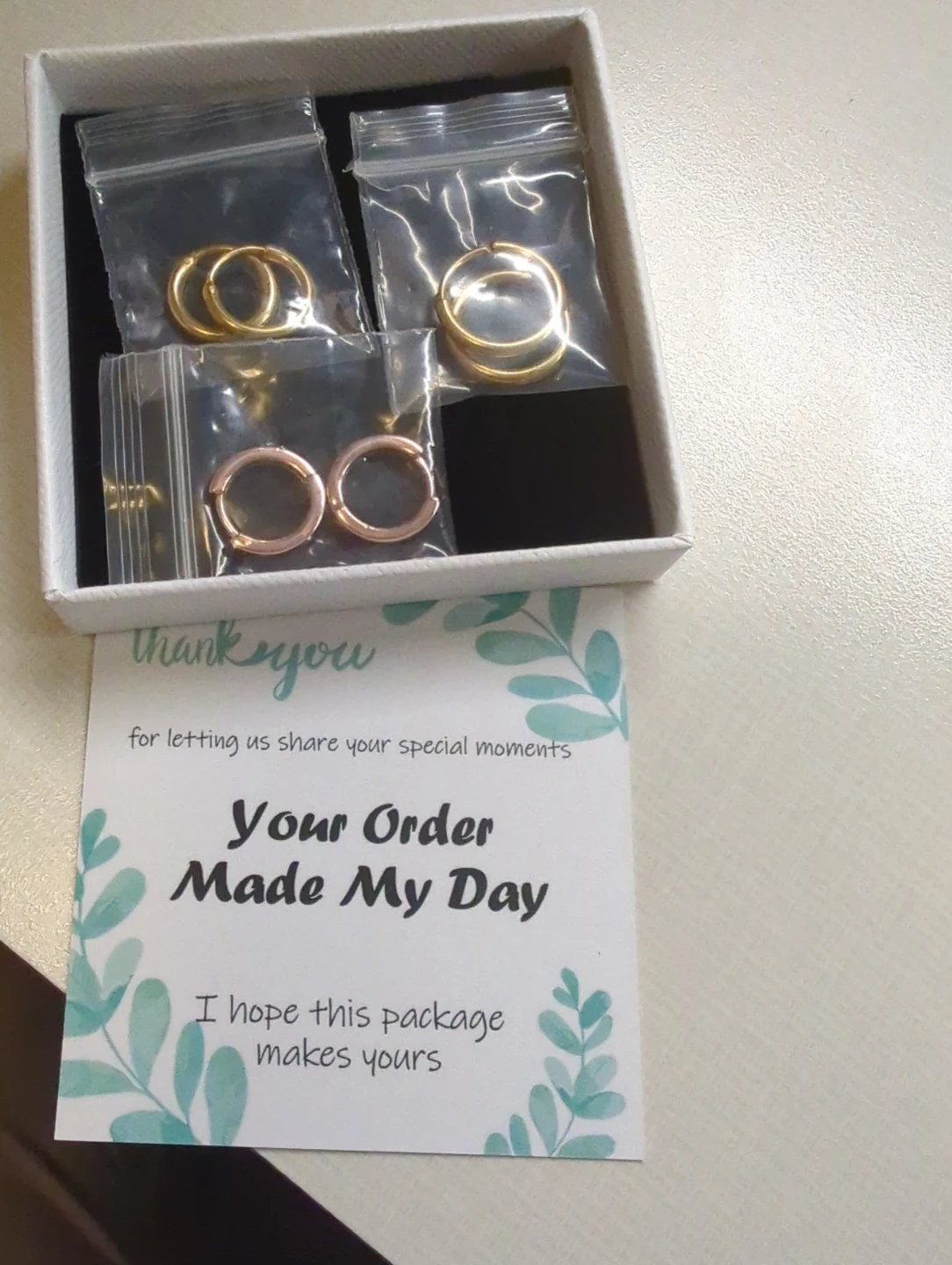 Sm med and large no snag rings