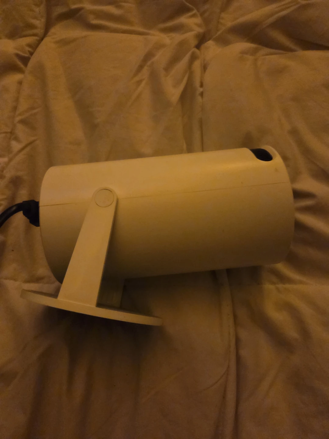 White Portable Projector with HDMI and USB