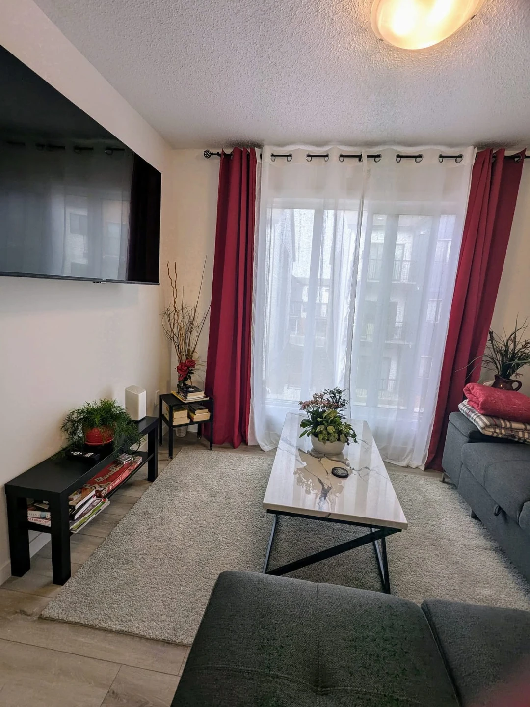 Townhouse for rent in Secord