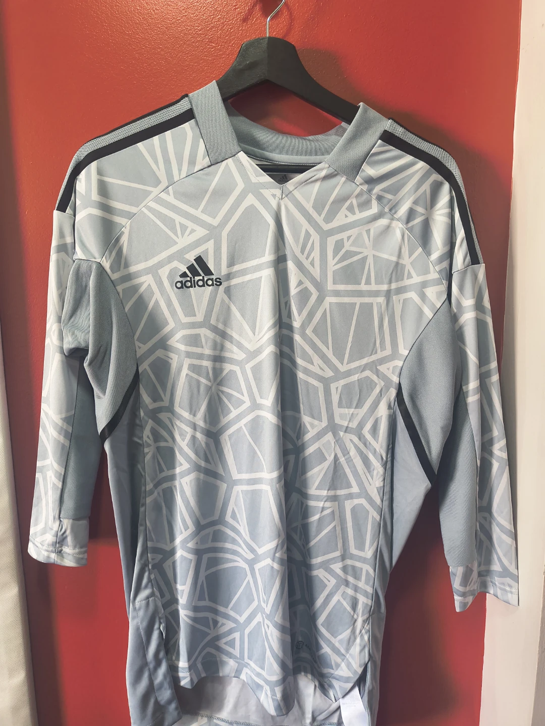 Adidas Condivo 22 Goalkeeper Jersey Youth Large