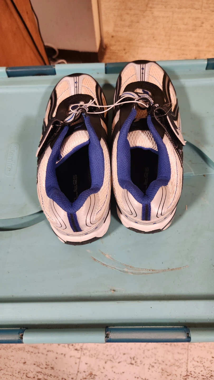 Flites Kids Athletic Shoes Size 5 - photo 3