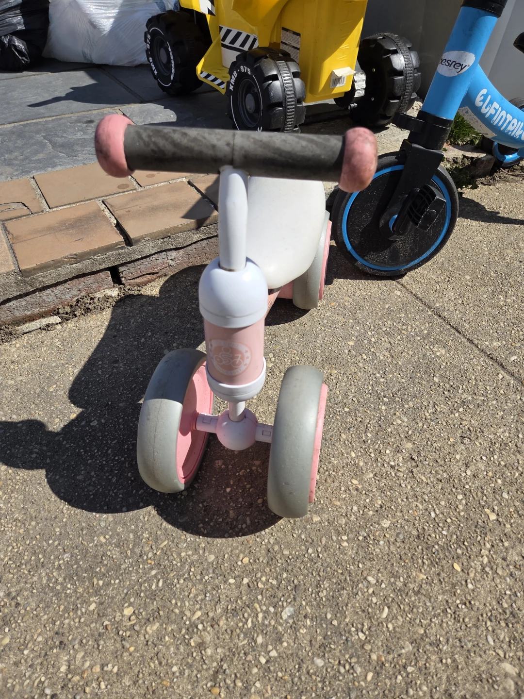 Pink & White 3-Wheel Toddler Balance Bike