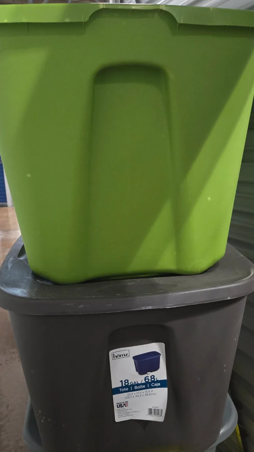 18 Gallon plastic Totes