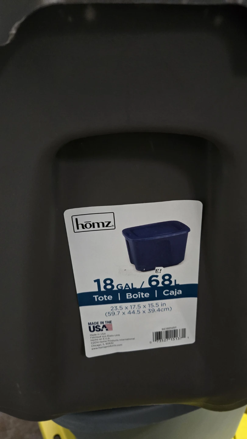 18 Gallon plastic Totes - photo 2