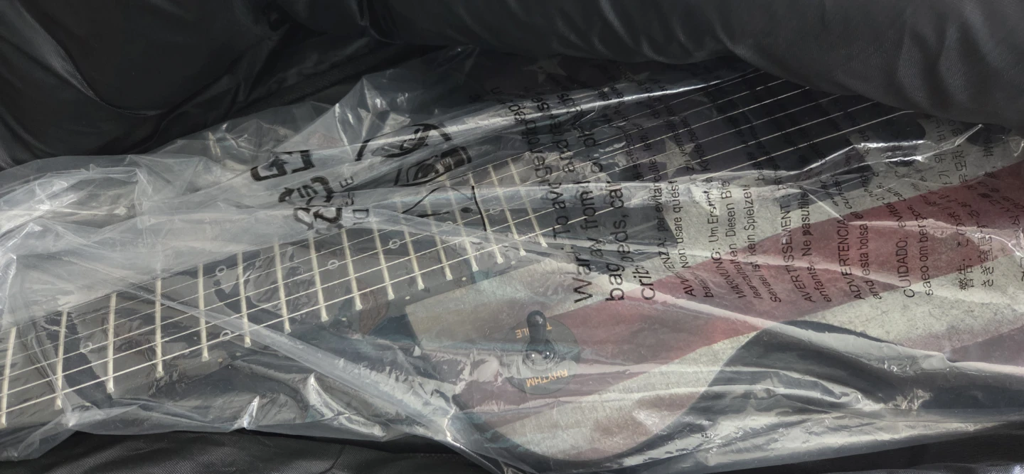 XMARI Electric Guitar with Gig Bag - photo 3