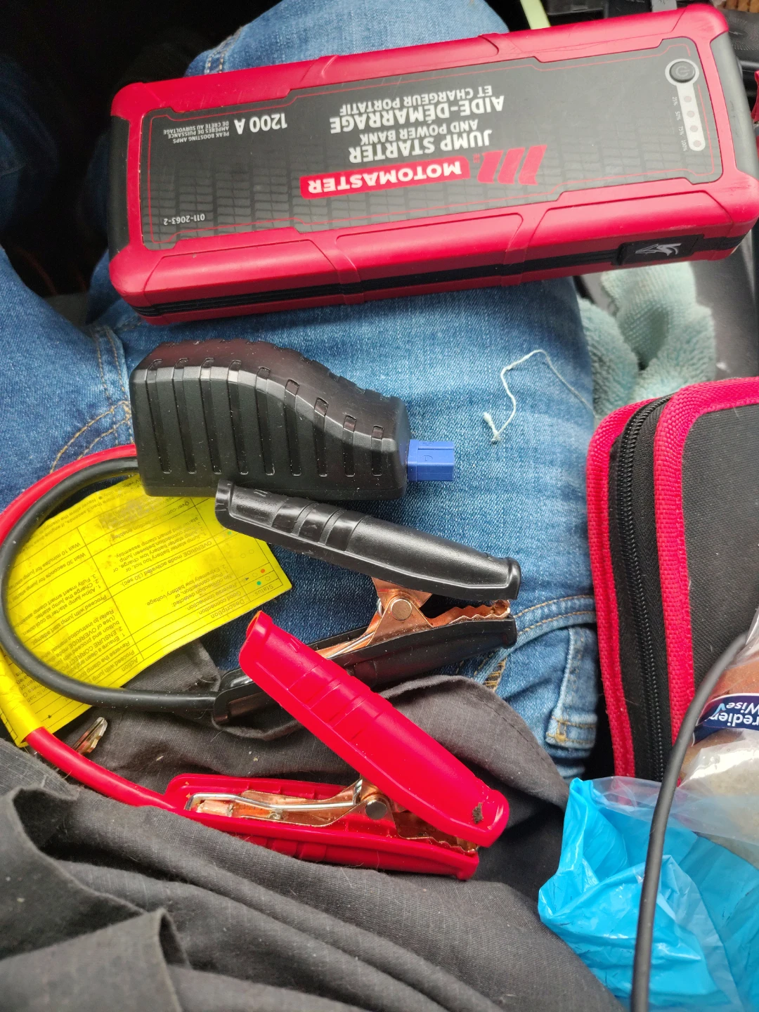 Motomaster 1200A Jump Starter and Power Bank
