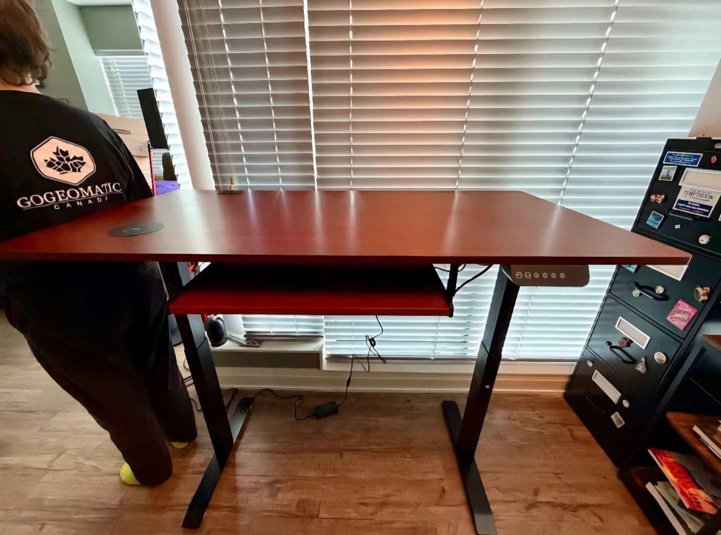Electronic Adjustable Standing Desk with Keyboard Tray