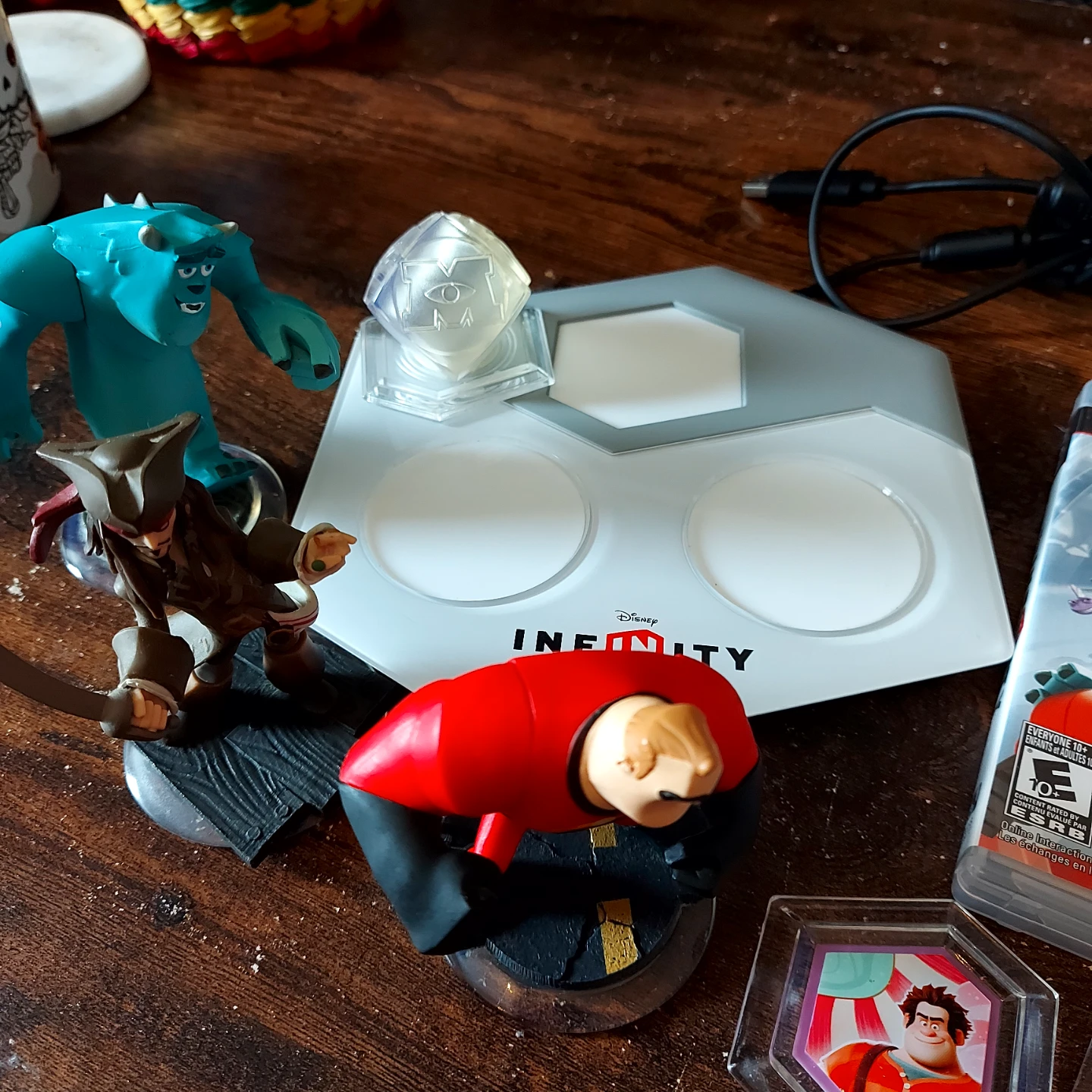 Disney Infinity PS3 Game with Figures and Base - photo 4