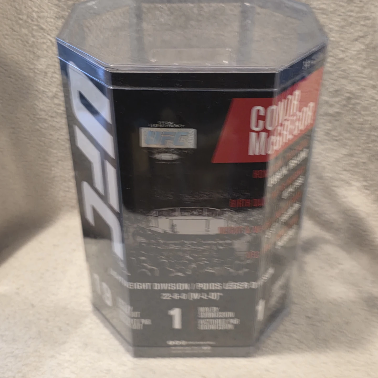 UFC Conor McGregor Action Figure Legacy Series - photo 3