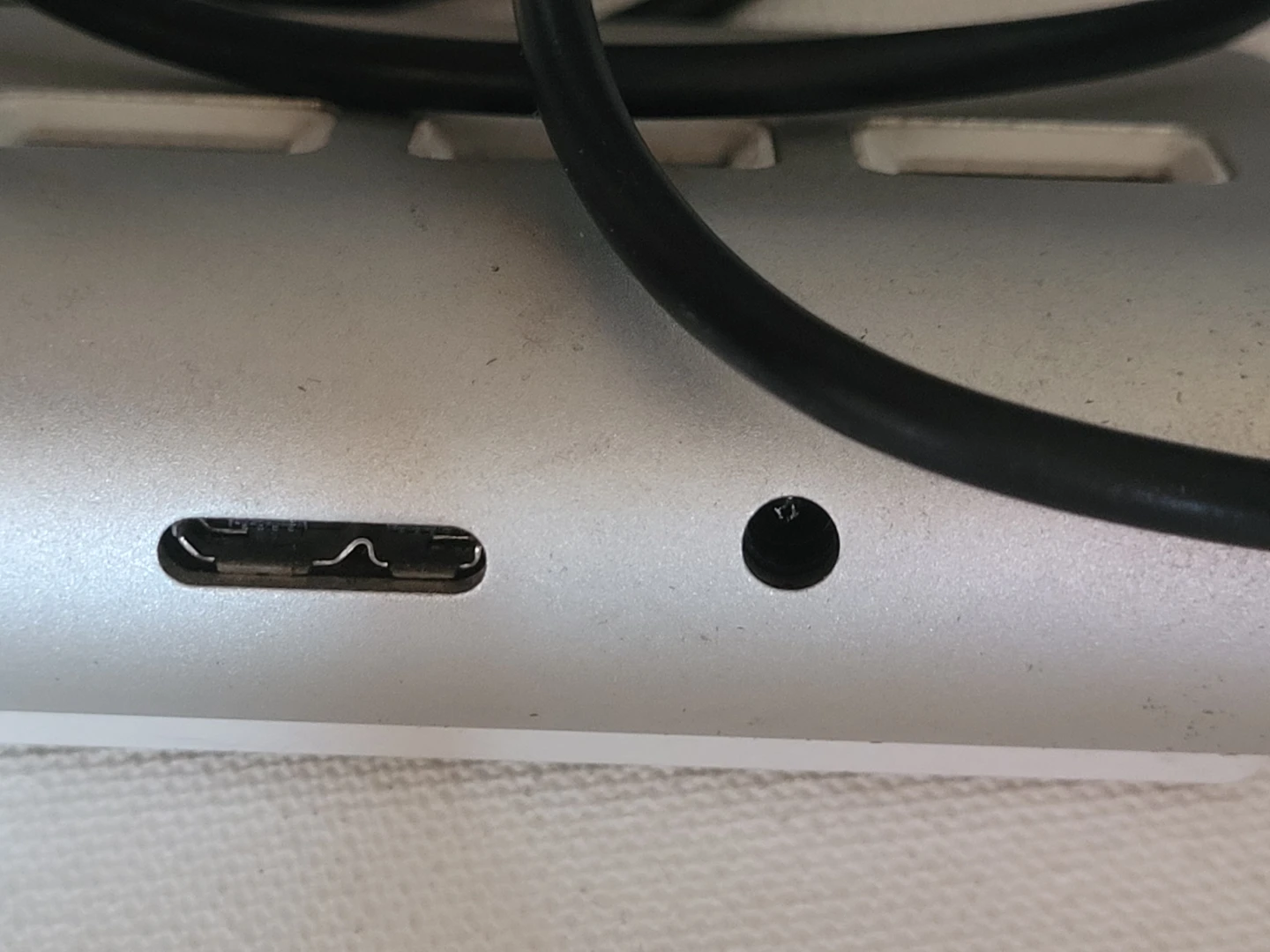 JTD 7-Port USB Hub with AC Adapter - photo 3