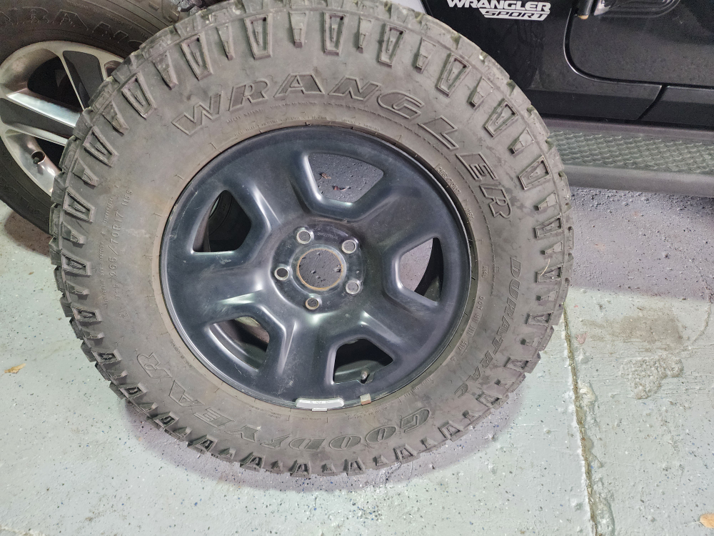 Goodyear Wrangler All-Terrain Truck Tire 265/70R17