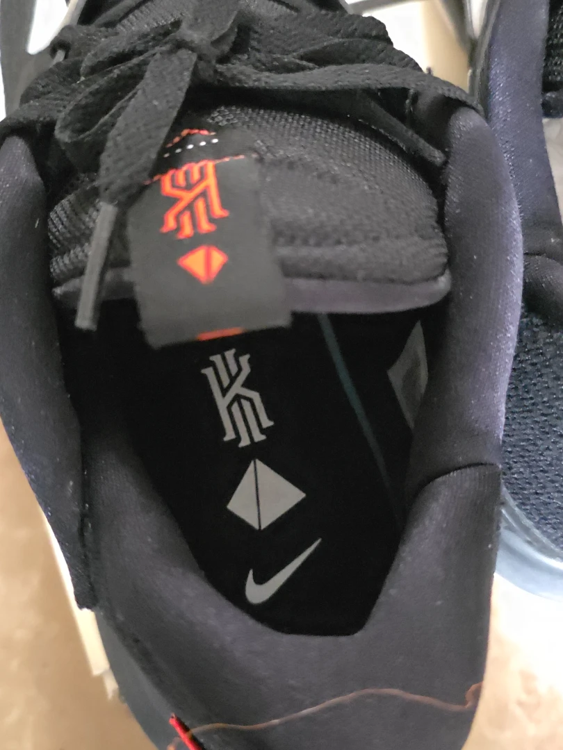 Nike Kyrie Low 5 Basketball Shoes - photo 5