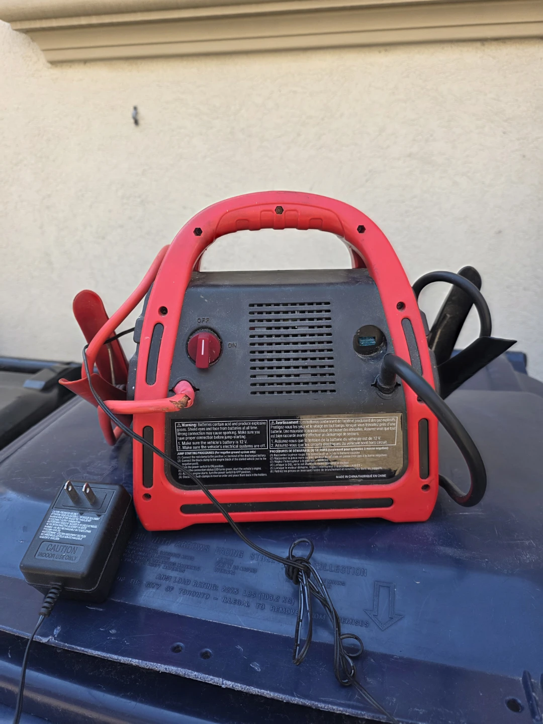 MotoMaster Battery Booster Pack - photo 2