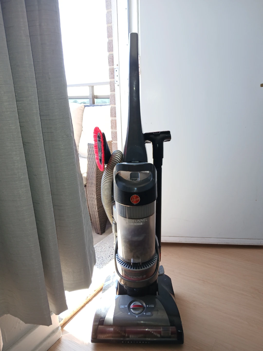 Hoover Windtunnel Cord Rewind Upright Vacuum