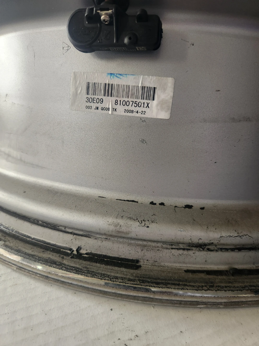 4 Chrome Alloy Wheels - photo 3