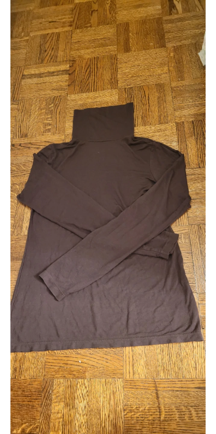 Kiali Basic Turtleneck Long Sleeve T-Shirt - Brown