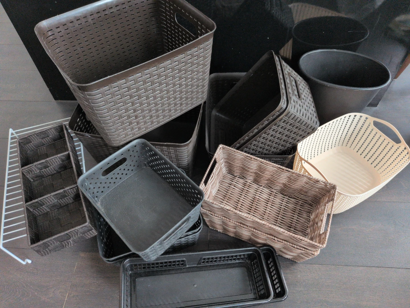 Assorted Plastic Storage Baskets【Moving sale❗】