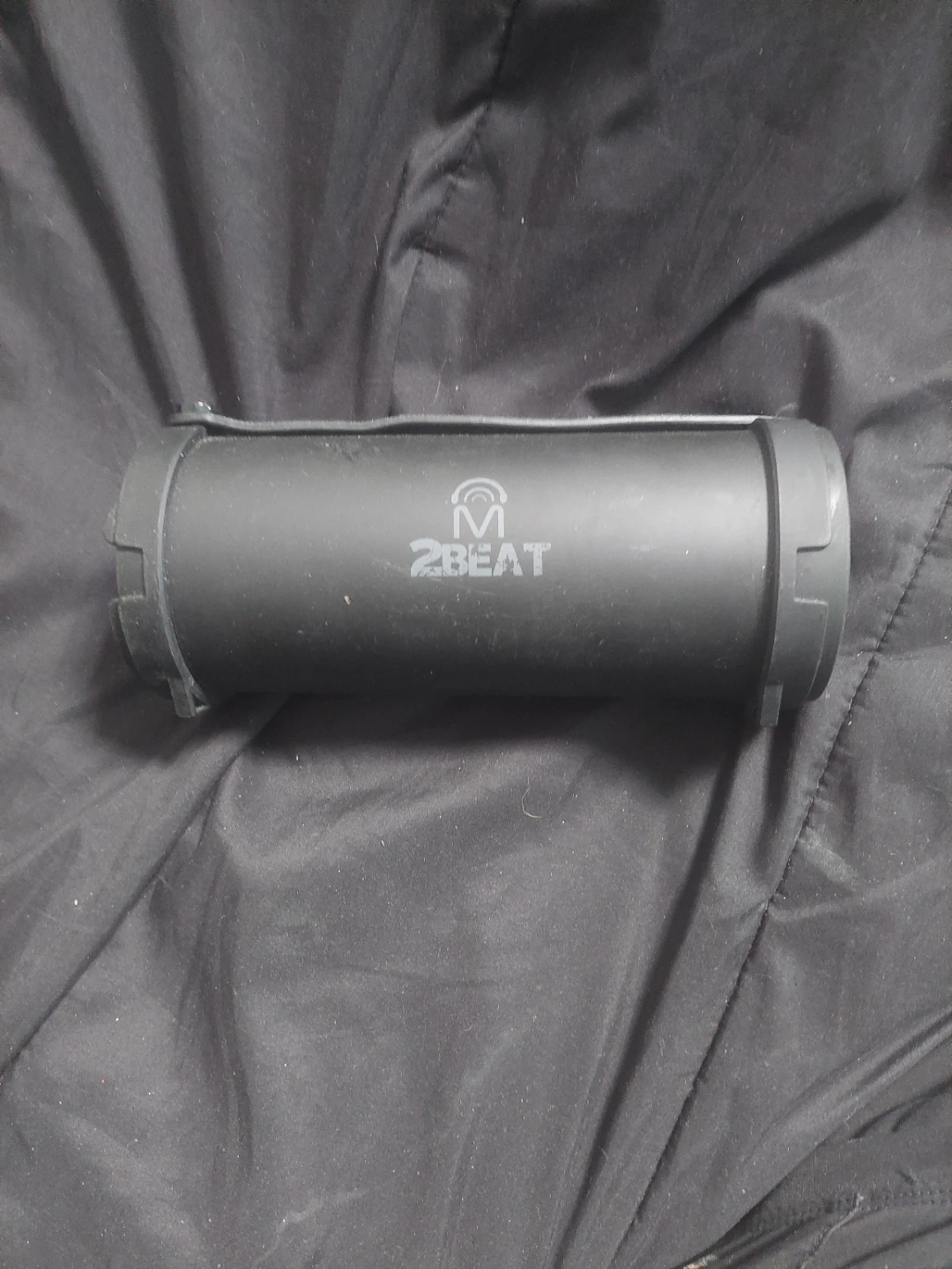 2BEAT Portable Bluetooth Speaker