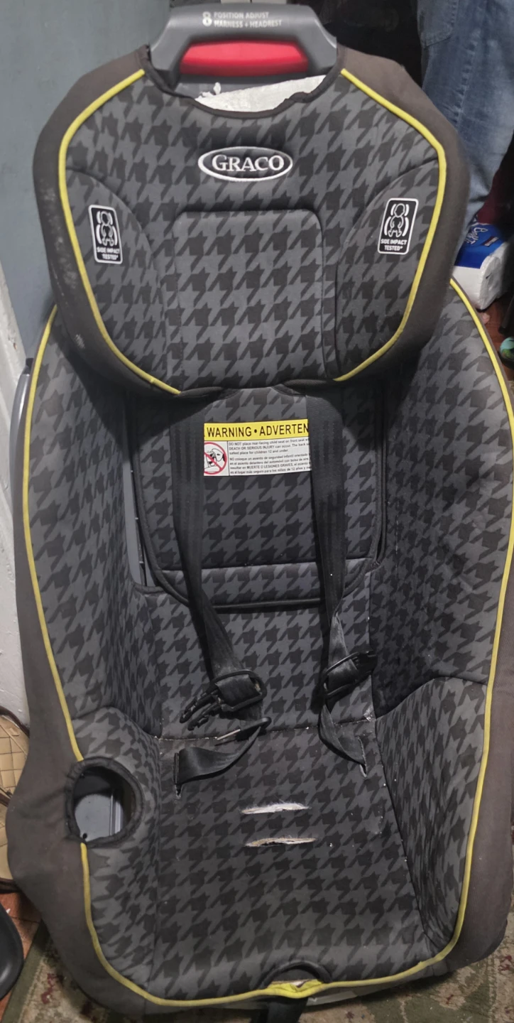 Graco Car Seat - photo 2