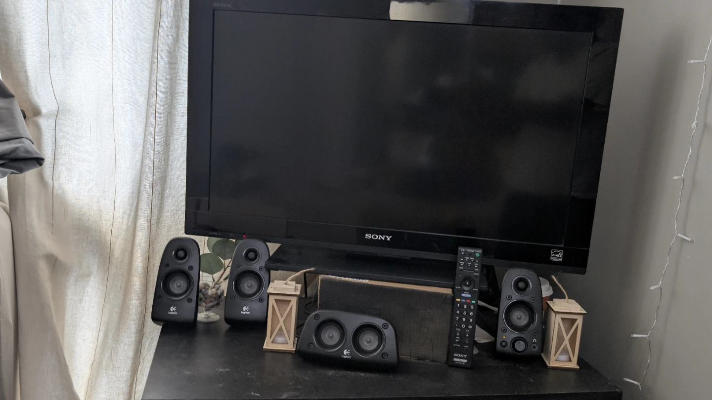 Sony Bravia 32" TV  with Logitech Z506 Surround Sound Speakers