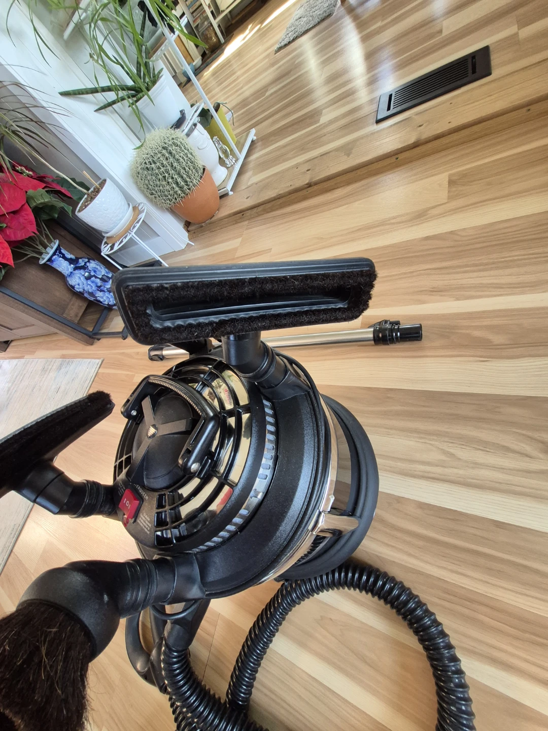 FilterQueen Majestic Vacuum Cleaner - photo 5