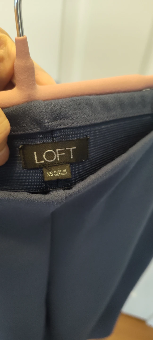 LOFT Wide Leg Cropped Pants - Navy - Size XS - photo 3