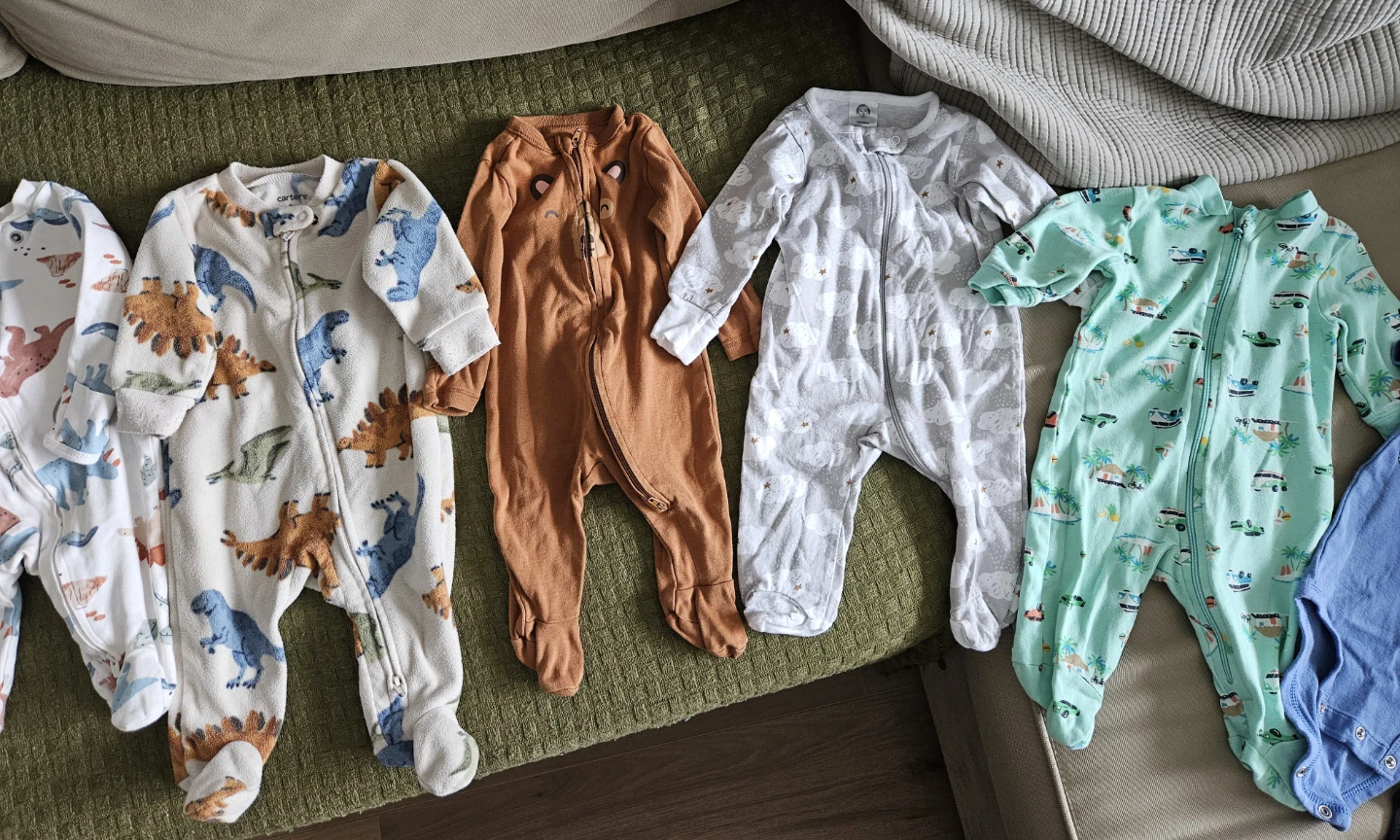 Baby boy clothes 0-3months bundle - photo 3