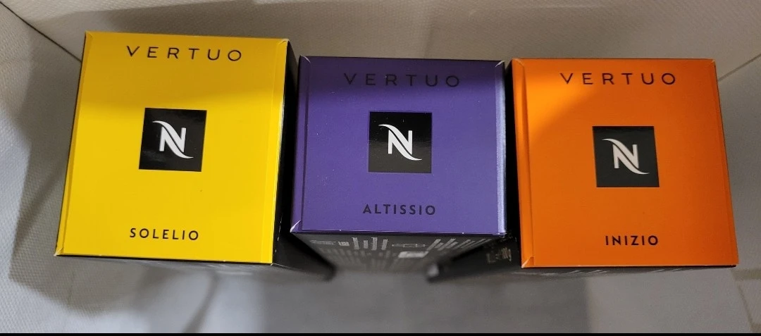 Nespresso Vertuo Pop+ & 12 pods - photo 3