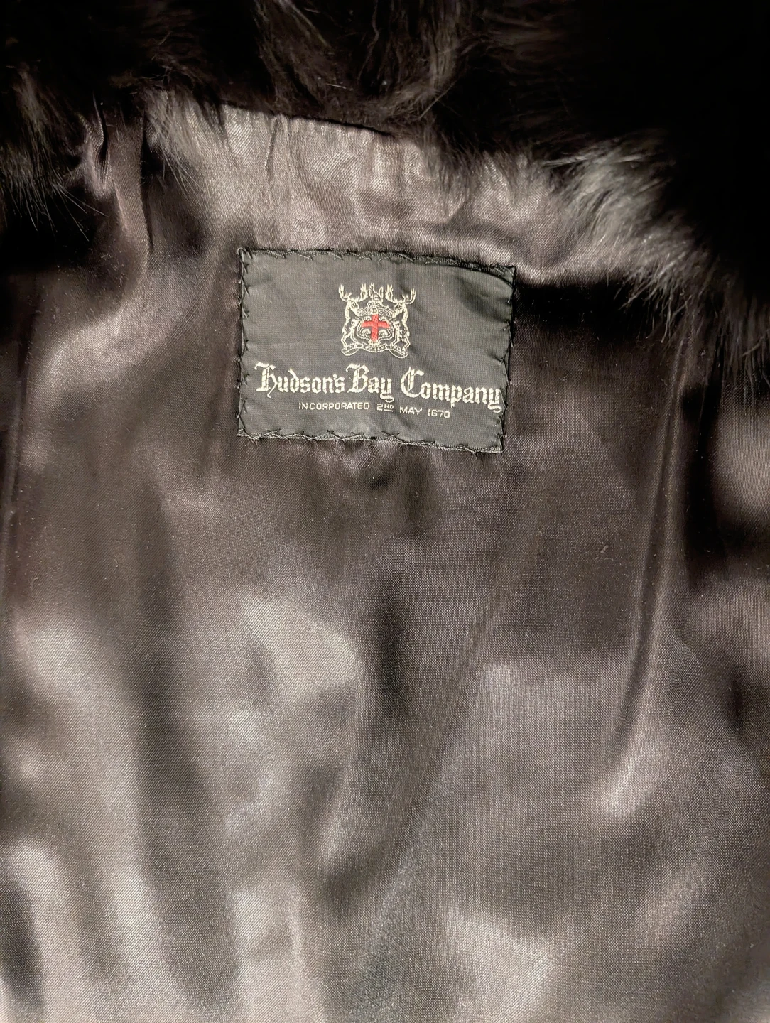 Hudson's Bay Company Black Fur Coat - photo 4