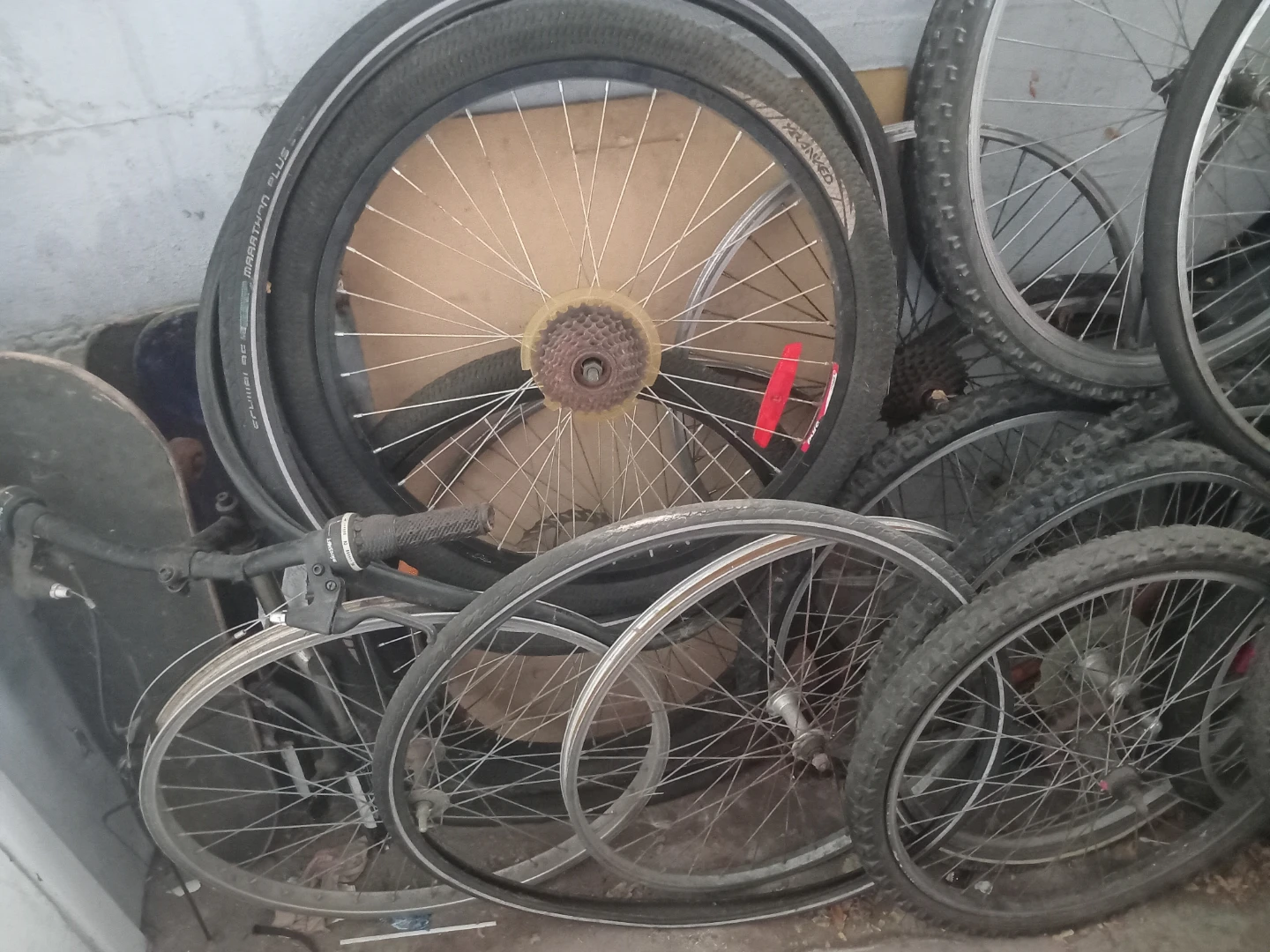 Lot of bike rims all sizes - photo 5