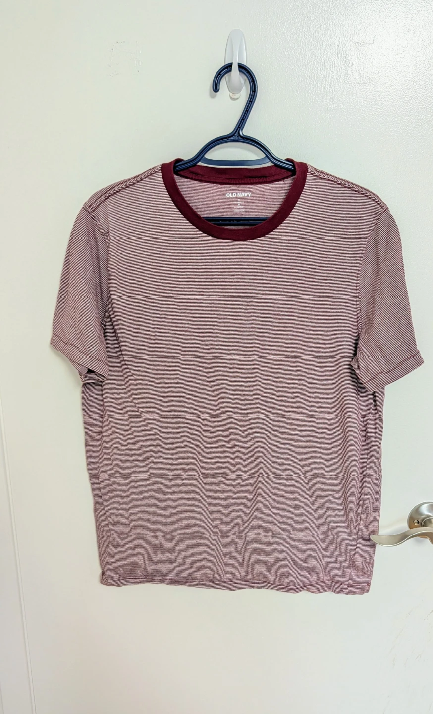 Old Navy Striped T-Shirt - Men's Size Medium