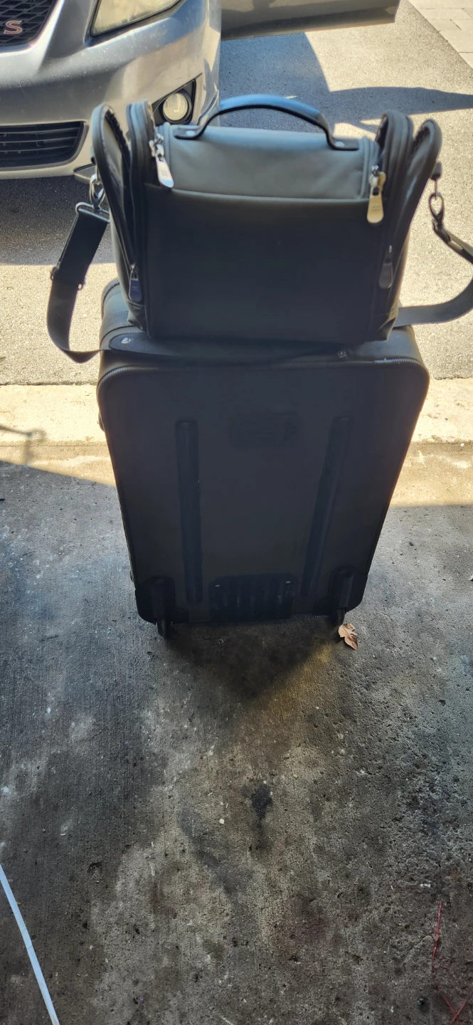 American Tourister Luggage Set - photo 4