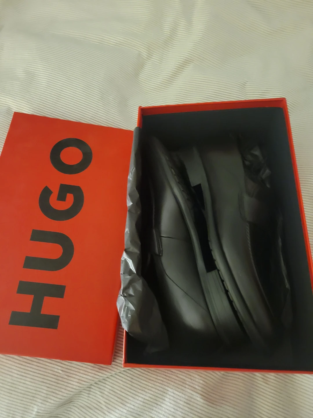 Hugo Boss Men's Black Leather Size 12.