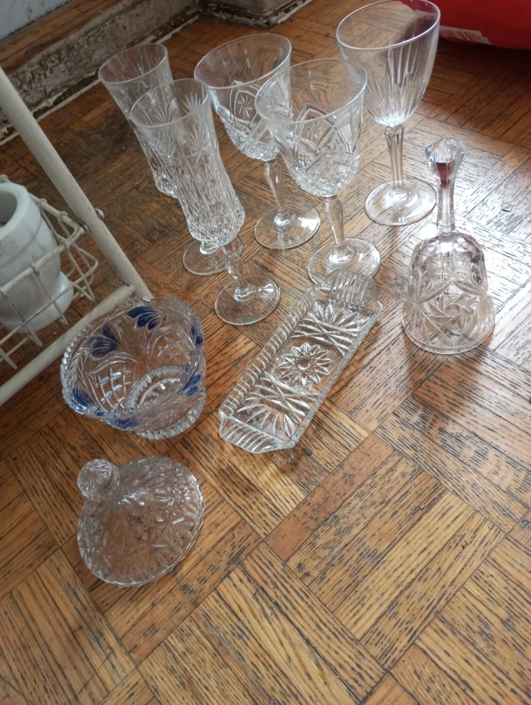 Assorted Crystal Glassware Set🌱