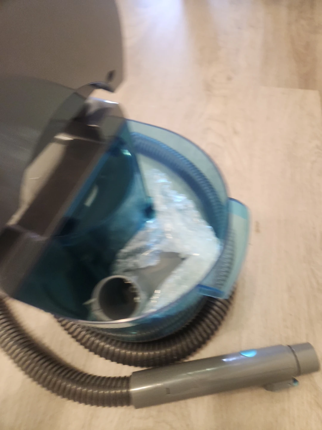 PRETTYCARE Portable Carpet Cleaner - photo 2