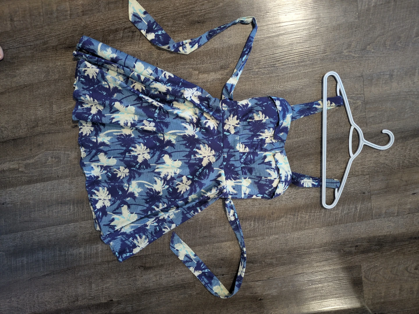 Blue Tropical Print Sundress 🌱