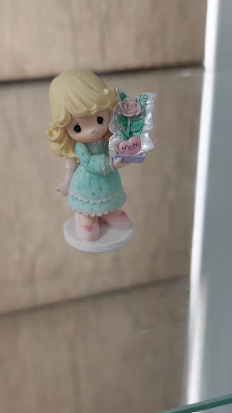 2 Precious Moments "Mom" Figurines 2004 - photo 4