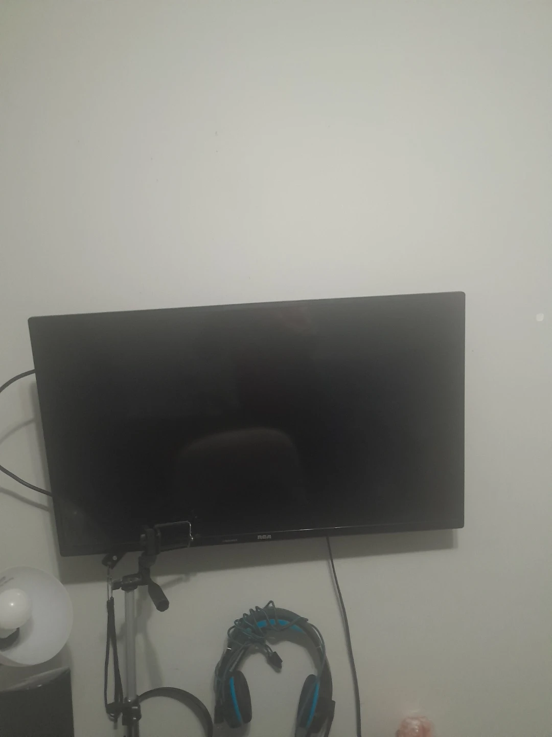 RCA Flat Screen TV - photo 2