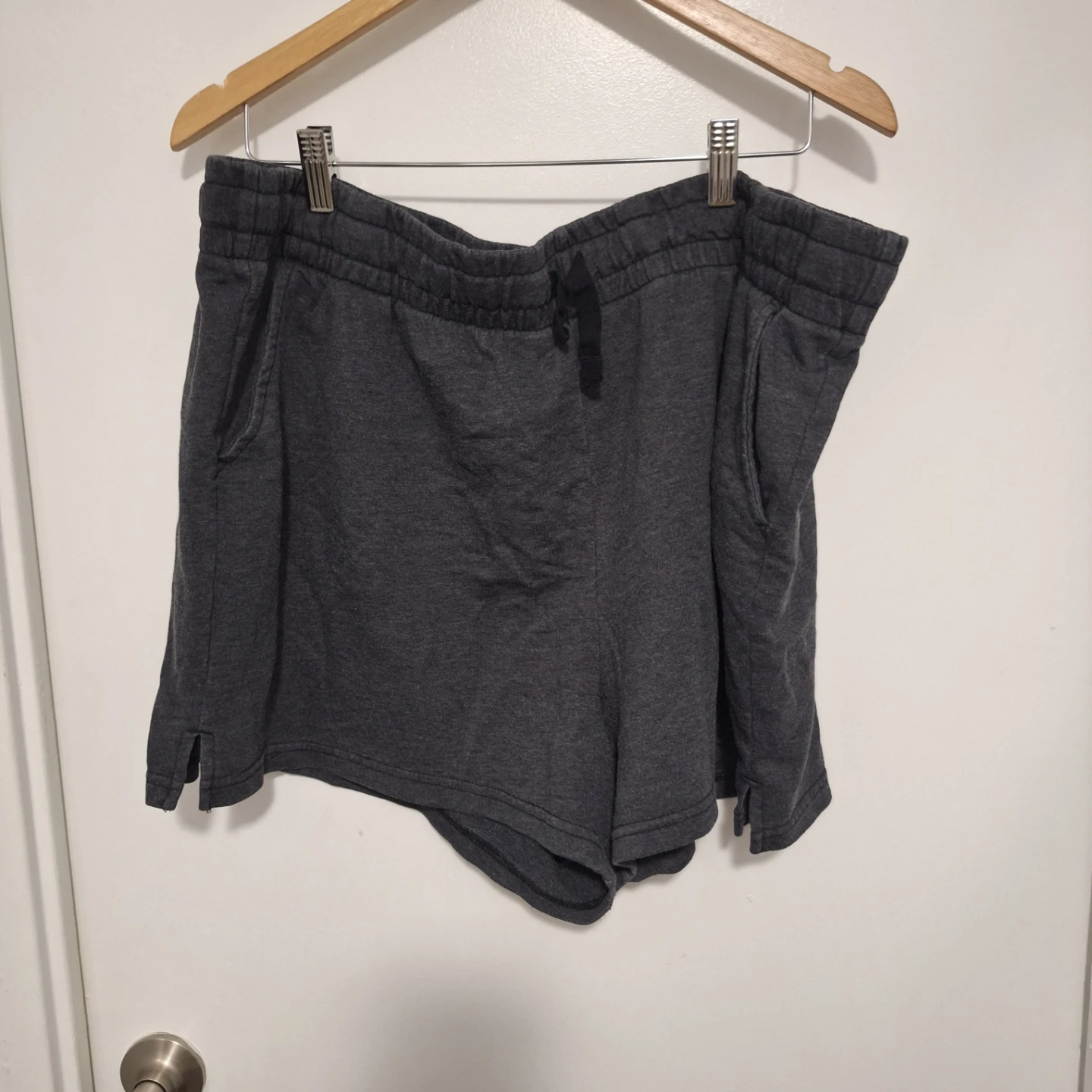 Dark Grey Sweat Shorts Size 2X