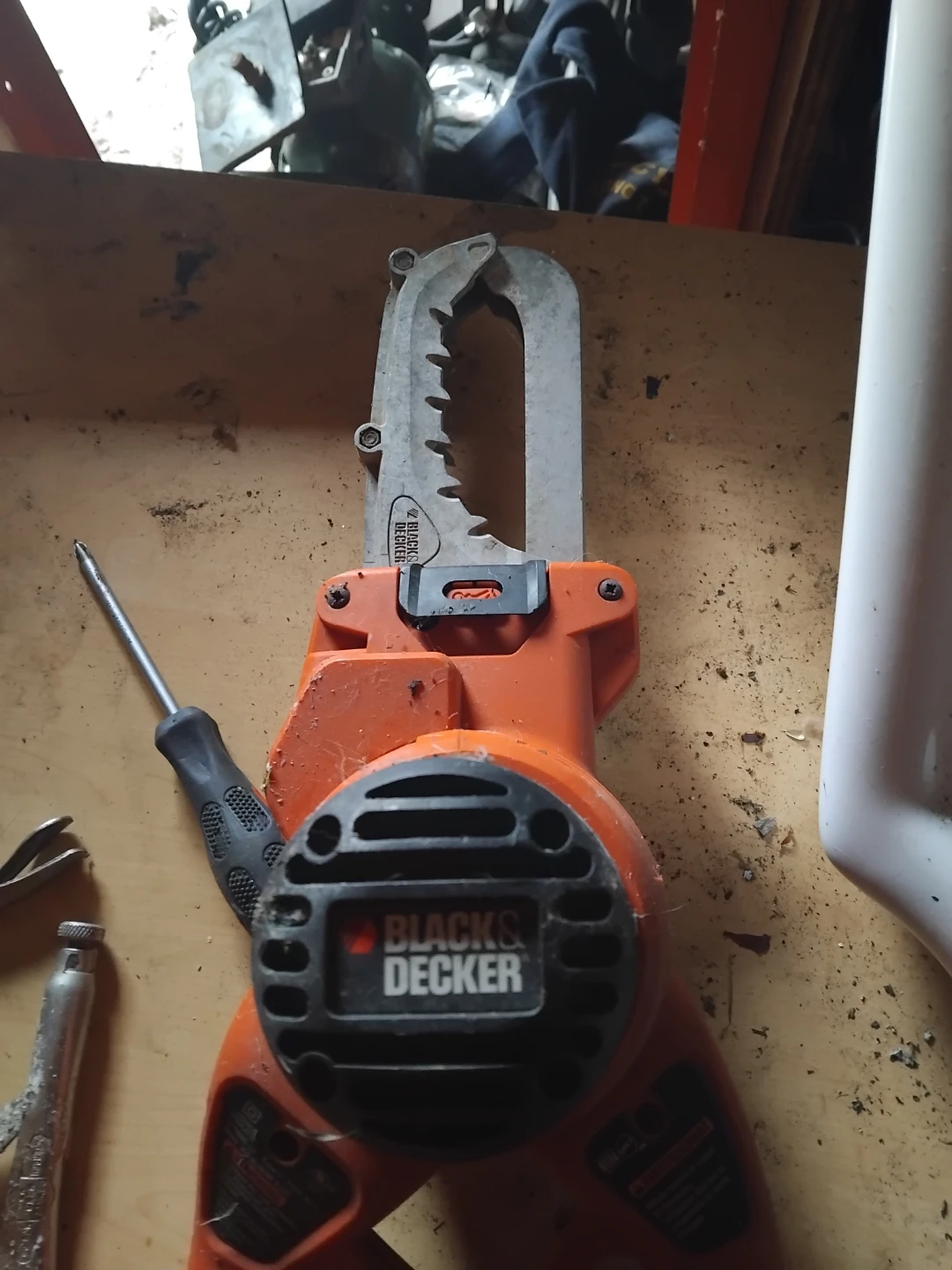 Black & Decker Electric Saw - photo 2