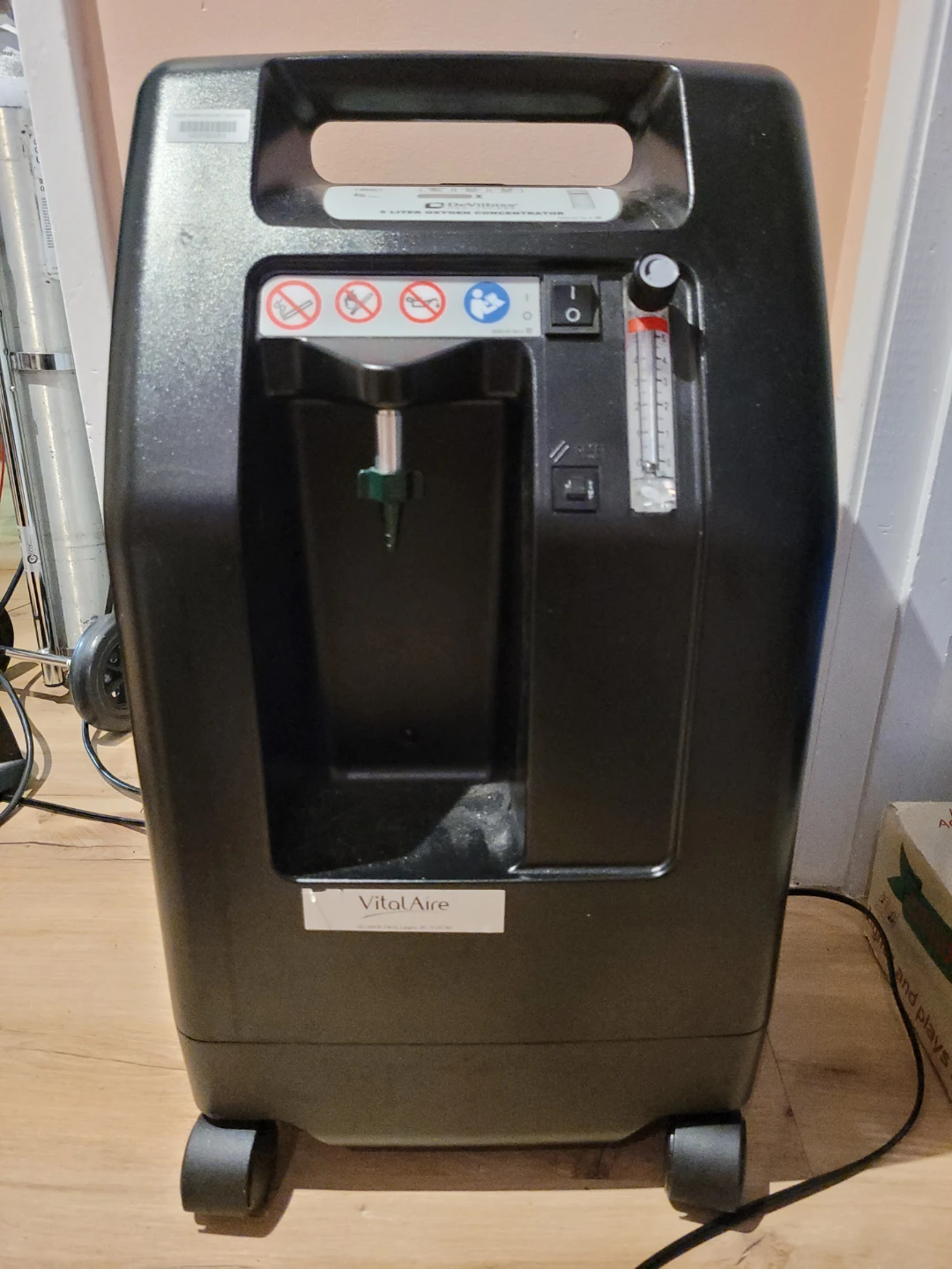 DeVilbiss 5 Liter Oxygen Concentrator