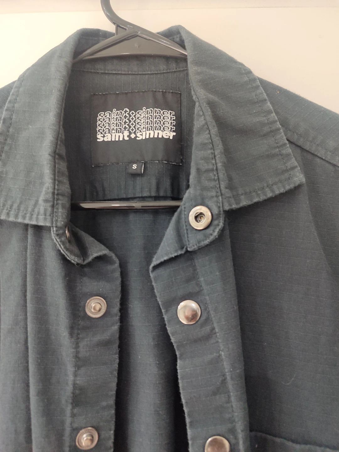 Saint + Sinner Cali Pizza Graphic Button-Up Shirt Size S - photo 2