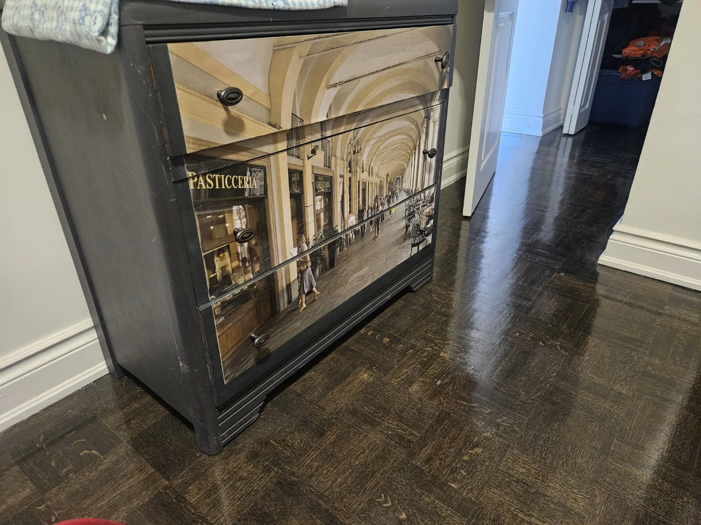 Dresser with Italian Arcade Mural - photo 2