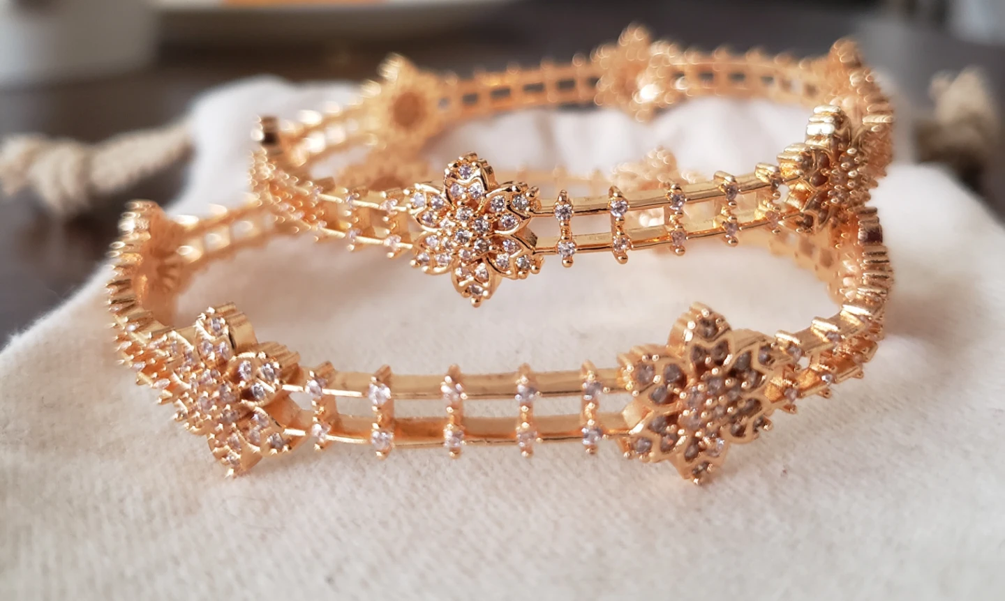Gold-toned bangles with floral design and rhinestones - photo 4