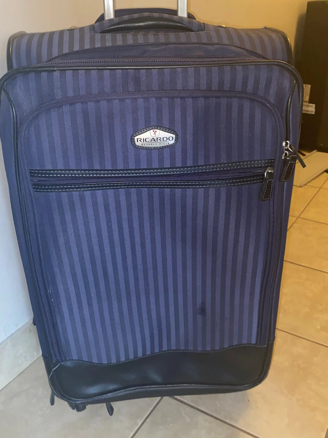 Ricardo Beverly Hills Navy Striped Rolling Suitcase - photo 2