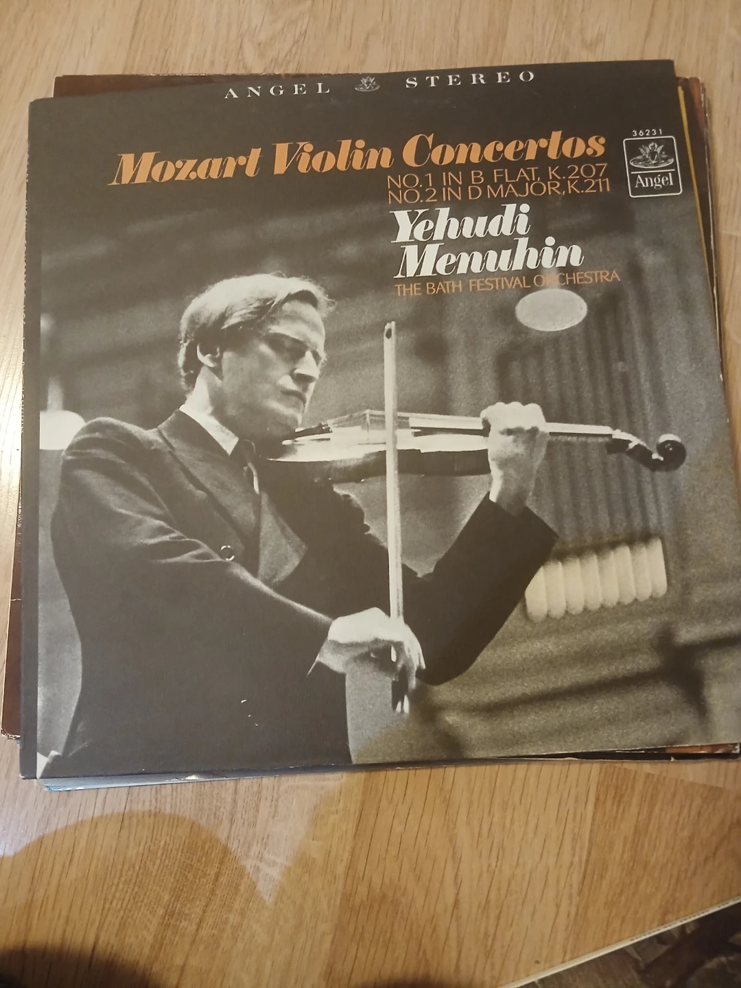 Mozart Violin Concertos by Yehudi Menuhin - Angel Records