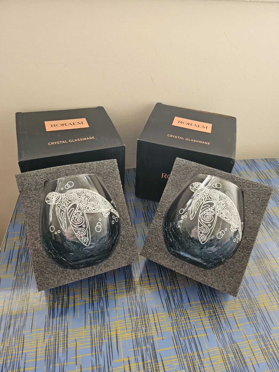 Crystal Stemless Wine Glasses  - Turtle Design (Set of 2) - photo 4