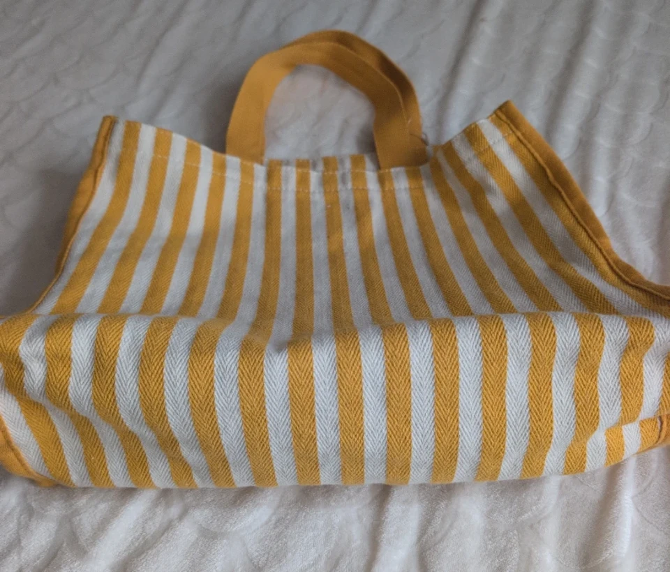 Clarins Eco-conscious Bag - photo 4