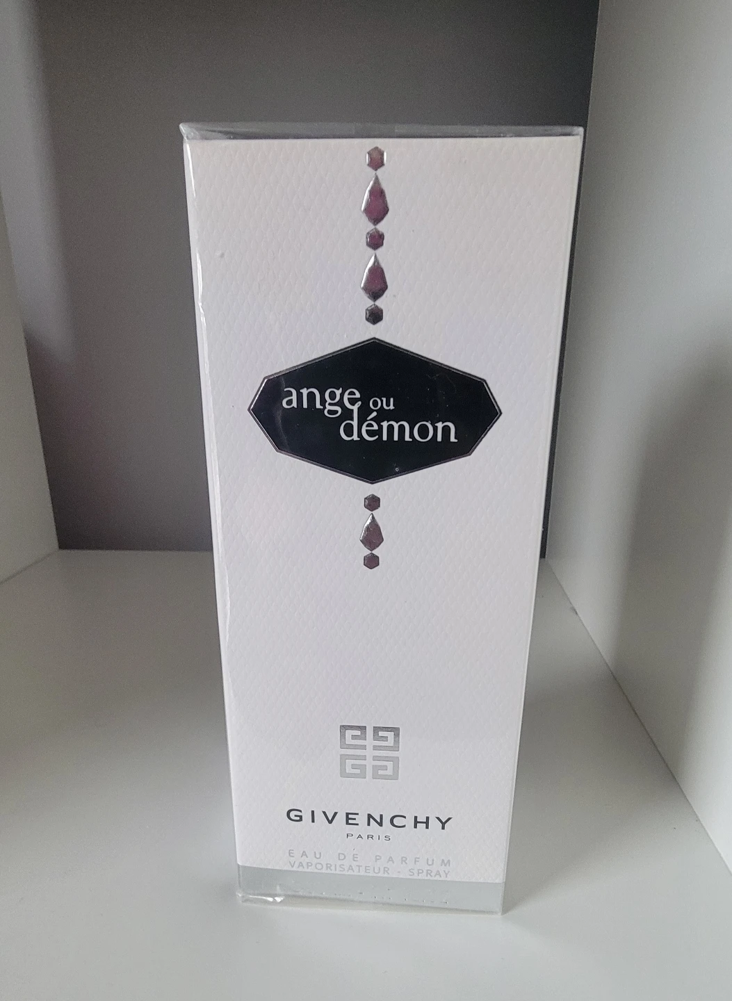 Givenchy Ange ou Démon Eau de Parfum 50ml 1.7 fl oz Spray